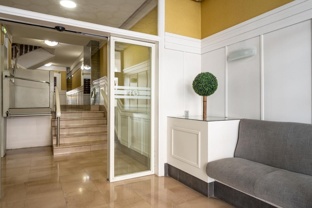 Apartment Primera Linea De Playa Con Plaza De Garaje Y Wifi *